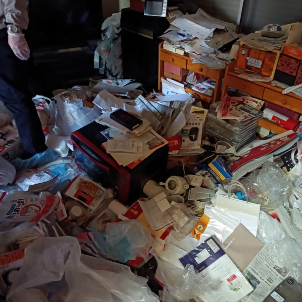 ゴミ屋敷の片づけ